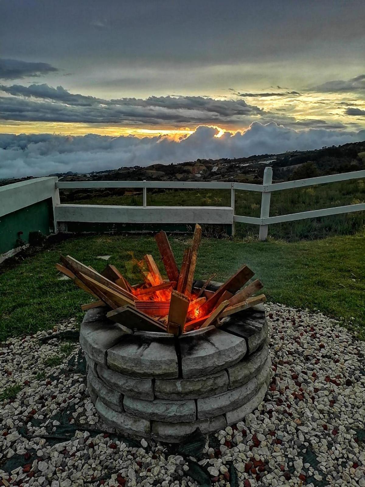 Y Mirador Secret Garden Cr Cartago
