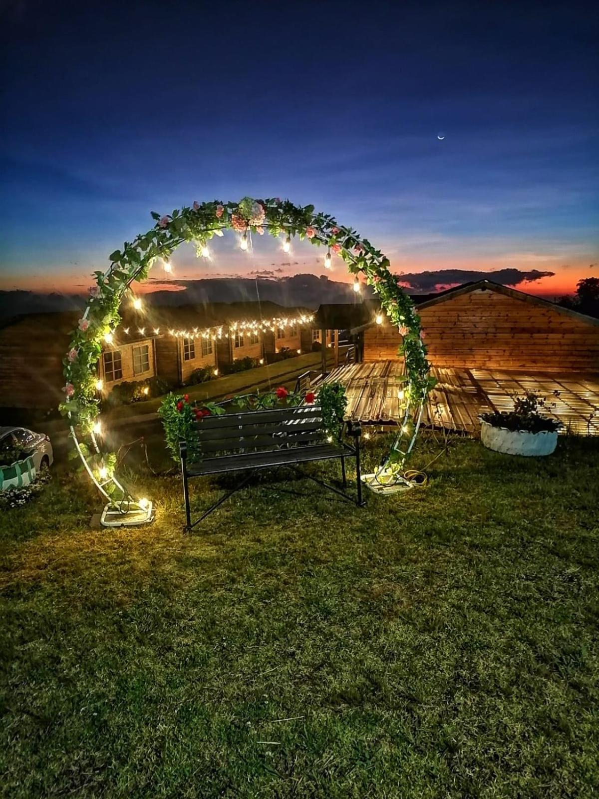 Y Mirador Secret Garden Cr Cartago